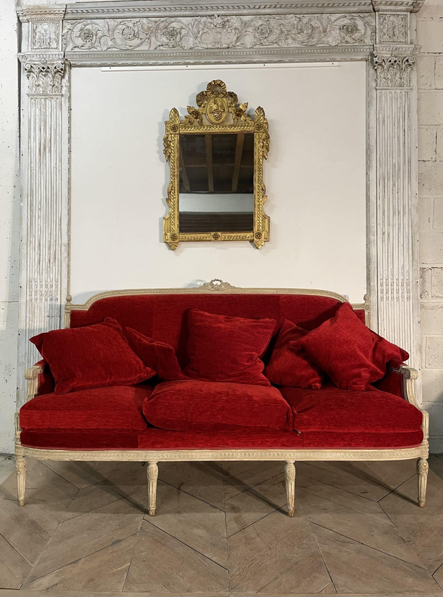 Fauteuil baroque de style Louis XVI chocolat et bois doré