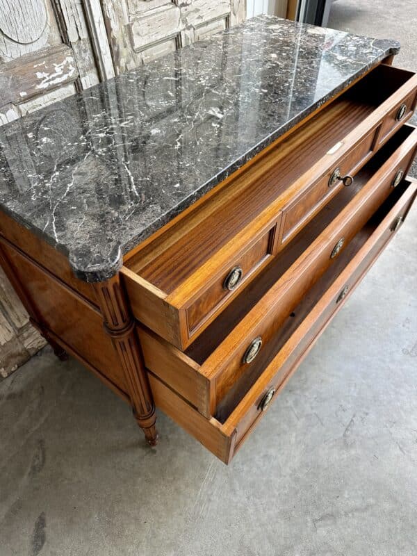 Commode de style Louis XVI circa 1960 – Image 7