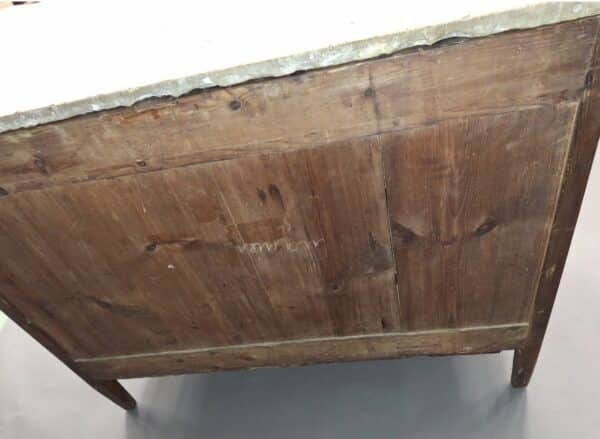 Commode Louis XVI en noyer vers 1800 – Image 5
