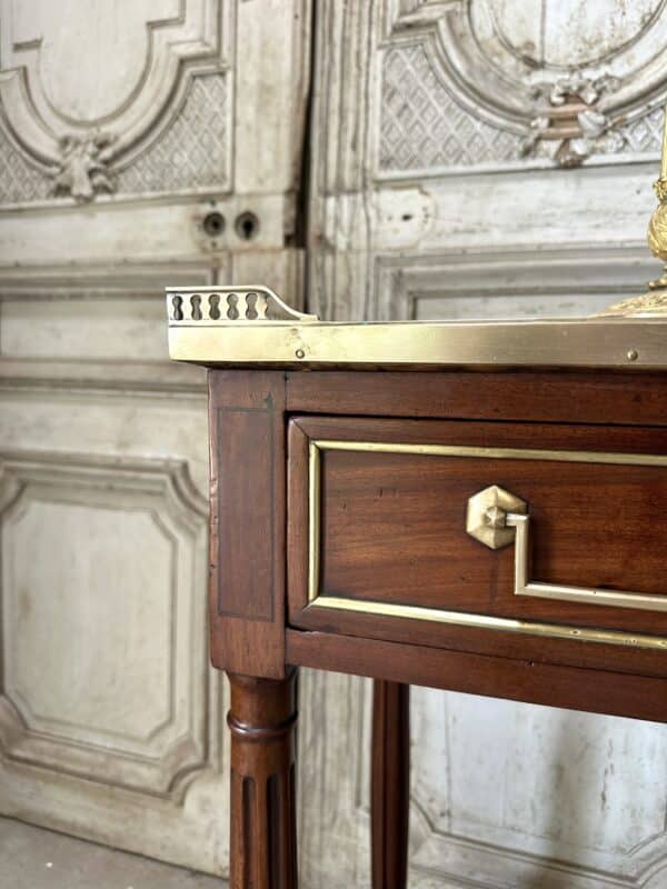 Large console Louis XVI en acajou 18e siècle – Image 9