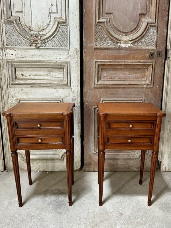 Paire de chevets style Louis XVI circa 1970