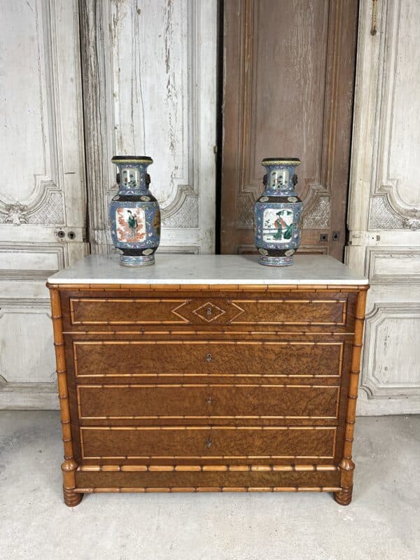 Commode faux bambou en érable époque fin 19e siècle – Image 2
