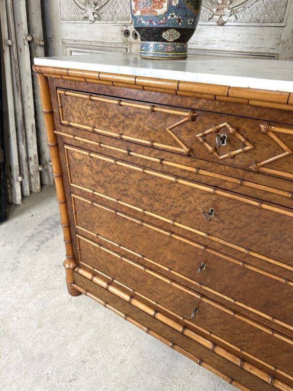 Commode faux bambou en érable époque fin 19e siècle – Image 4