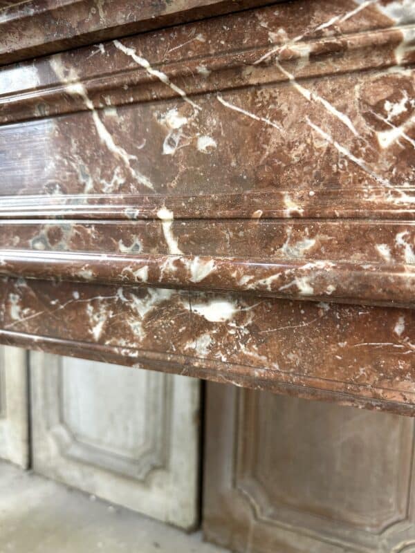 Cheminée en marbre rouge style Louis XVI fin 19e siècle – Image 21