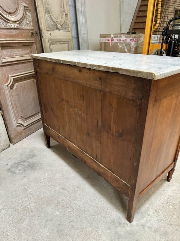 Commode Louis XVI en noyer vers 1800 – Image 13