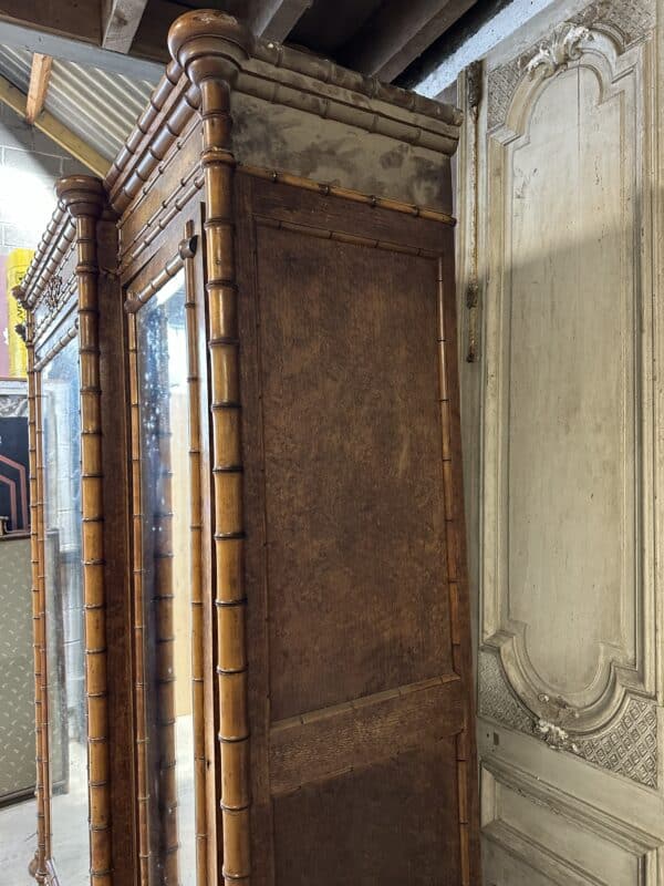 Armoire à glace 3 portes style faux bambou époque 19e siècle – Image 9