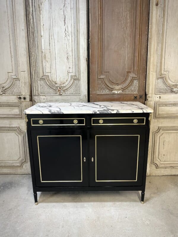 Buffet de style Louis XVI laqué noir circa 1960 – Image 3
