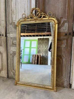 Miroir Louis Philippe 19e siècle doré à décor de cordage