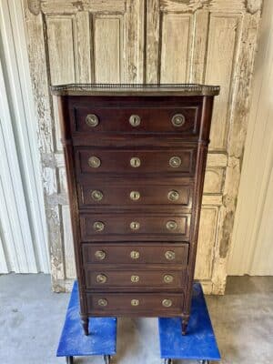 Semainier de style Louis XVI en acajou circa 1900