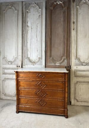 Commode de style faux bambou fin du XIXe siècle