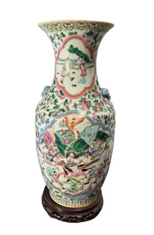 Vase chinois en porcelaine de canton époque XXe siècle