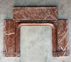 Cheminée de style Louis XIV en marbre campan rouge circa 1880