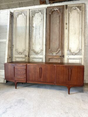 Enfilade scandinave en teck Tricoire et Vecchione circa 1960