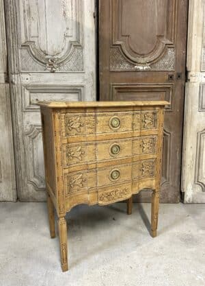 Commode vintage en chêne clair