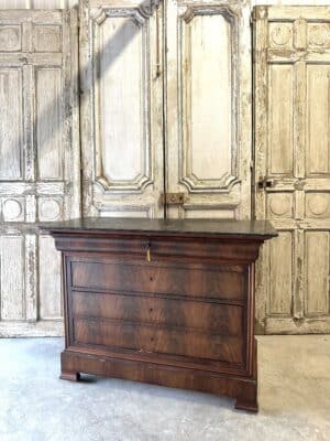 Commode Louis Philippe en acajou 19e siècle
