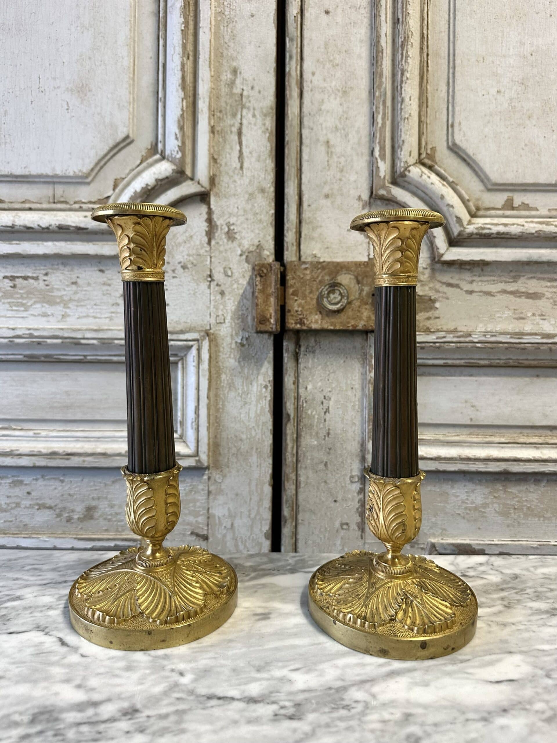 Paire de bougeoirs en bronze époque XIXe siècle