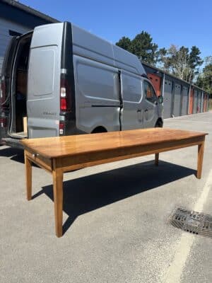 Table de ferme ancienne avec bancs