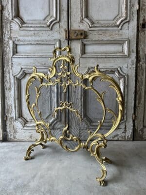 Pare-feu en bronze doré circa 1900 style Louis XV