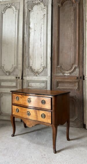 Commode sauteuse Transition en merisier circa 1900 d’après Jean François HACHE